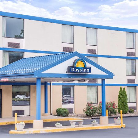 Days Inn By Wyndham تشامبرسبورغ المظهر الخارجي الصورة